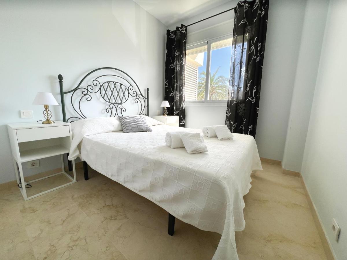 3 Bed Las Petunias, San Pedro Marbella Esterno foto